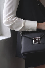 ALEXA 1974 Black handbag video with a model